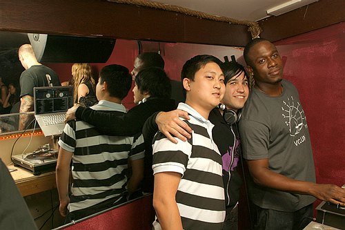 Pete Wentz,DJ M.O.S. 2